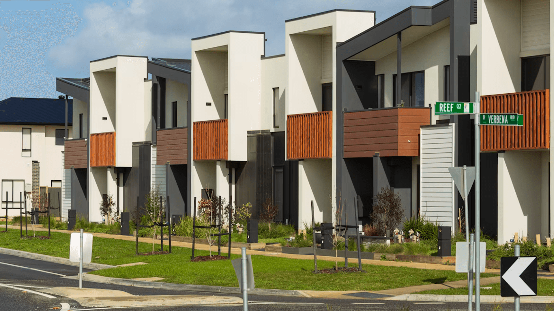 Modern dual occupancy townhouses in Melbourne Victoria