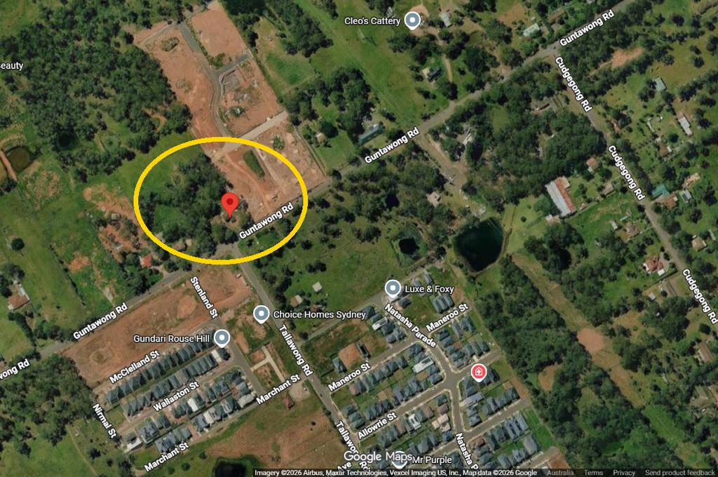 Google Maps satellite view of 156–162 Guntawong Road, Rouse Hill, the approved Woolworths centre site in the Riverstone development area, circled in yellow